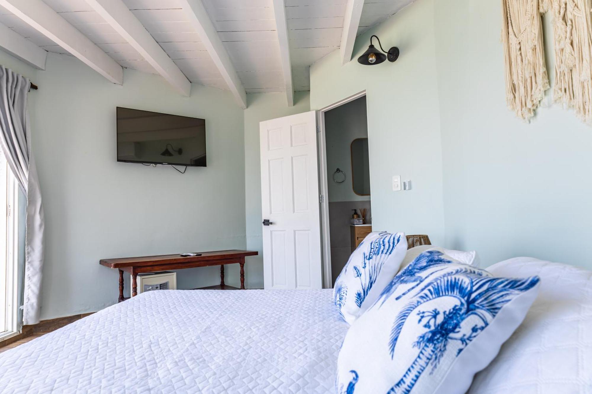 Готель Fragata Island House Cartagena Номер фото