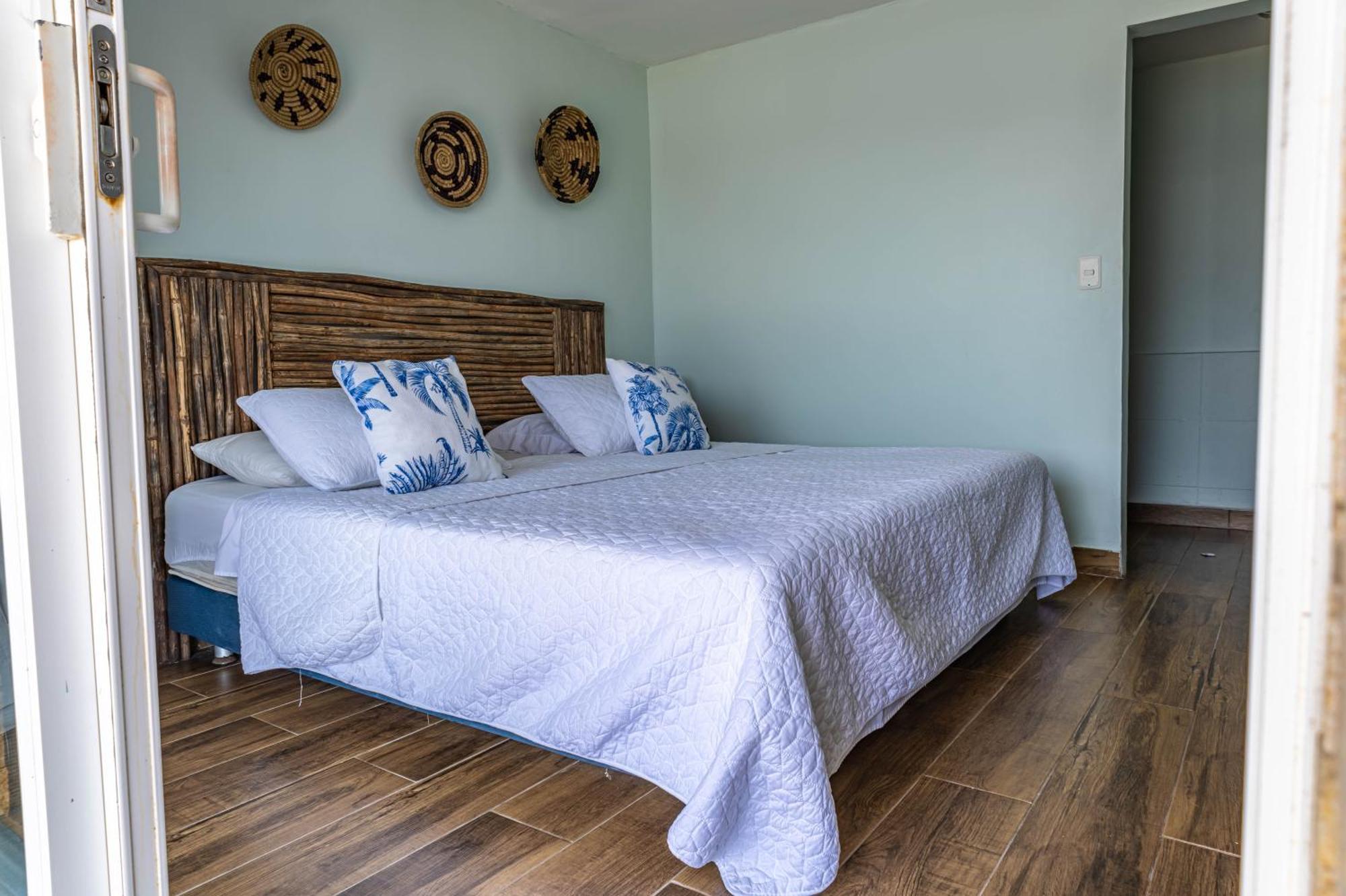 Готель Fragata Island House Cartagena Номер фото