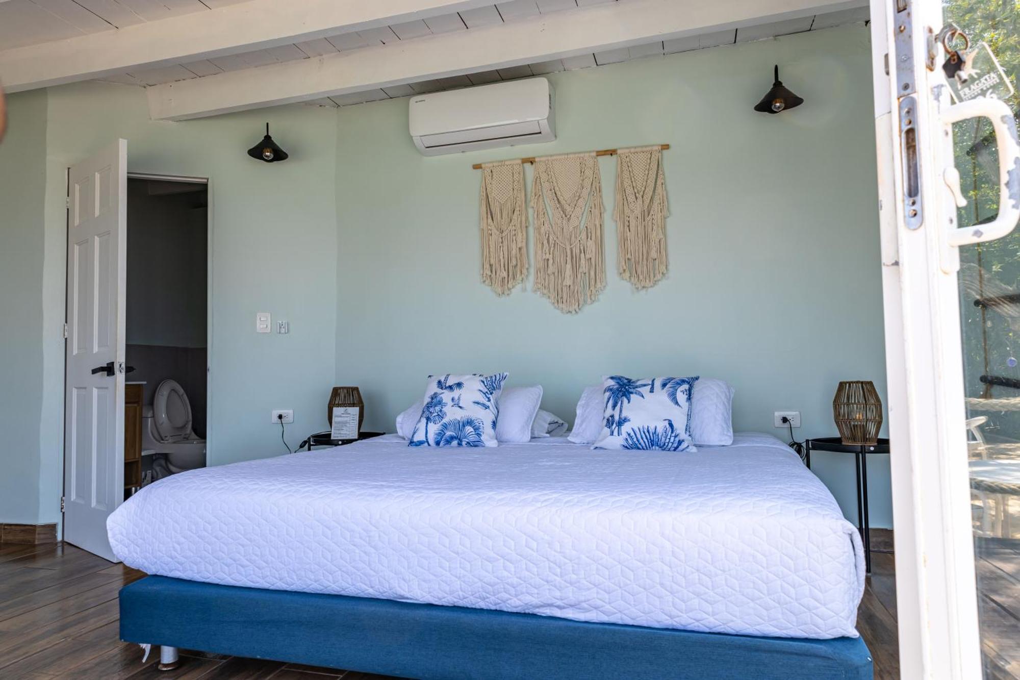 Готель Fragata Island House Cartagena Номер фото